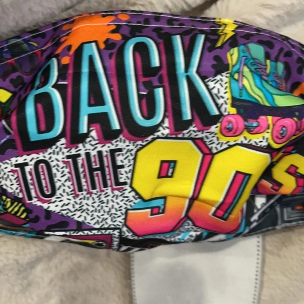New Back to the 90’s face mask